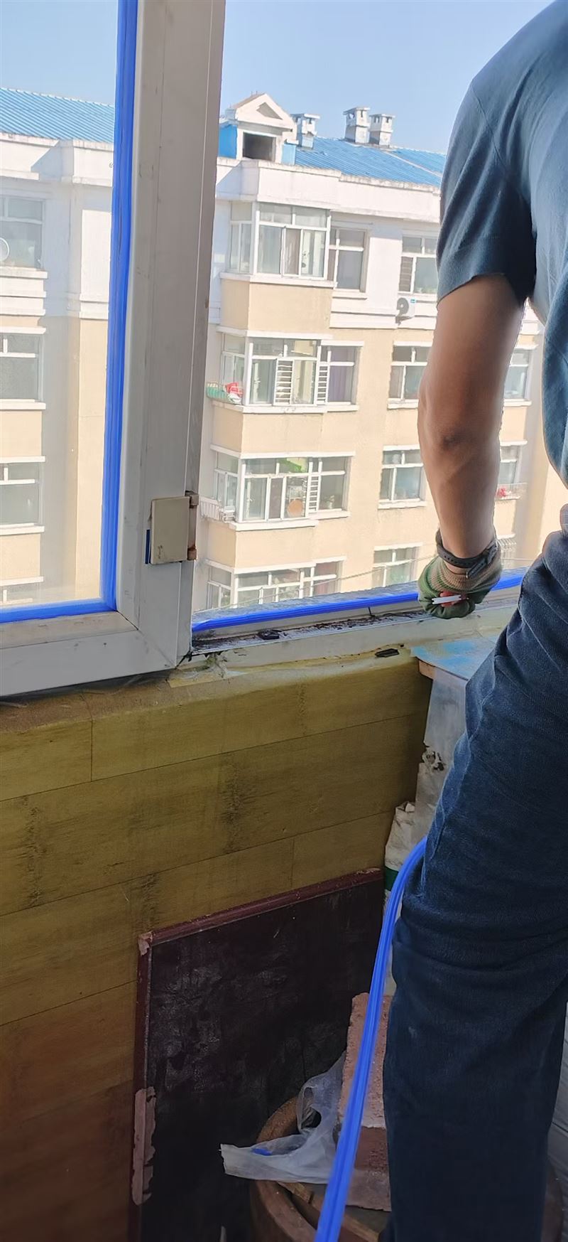 维修窗户