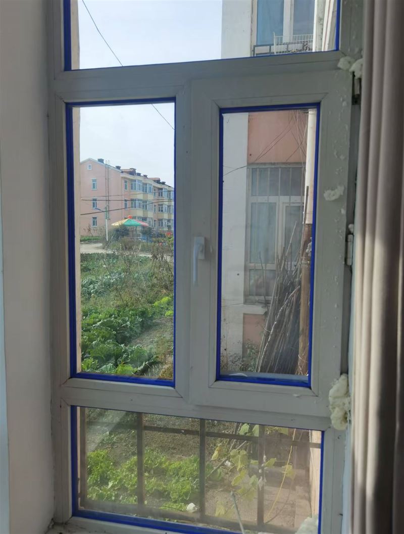 维修窗户