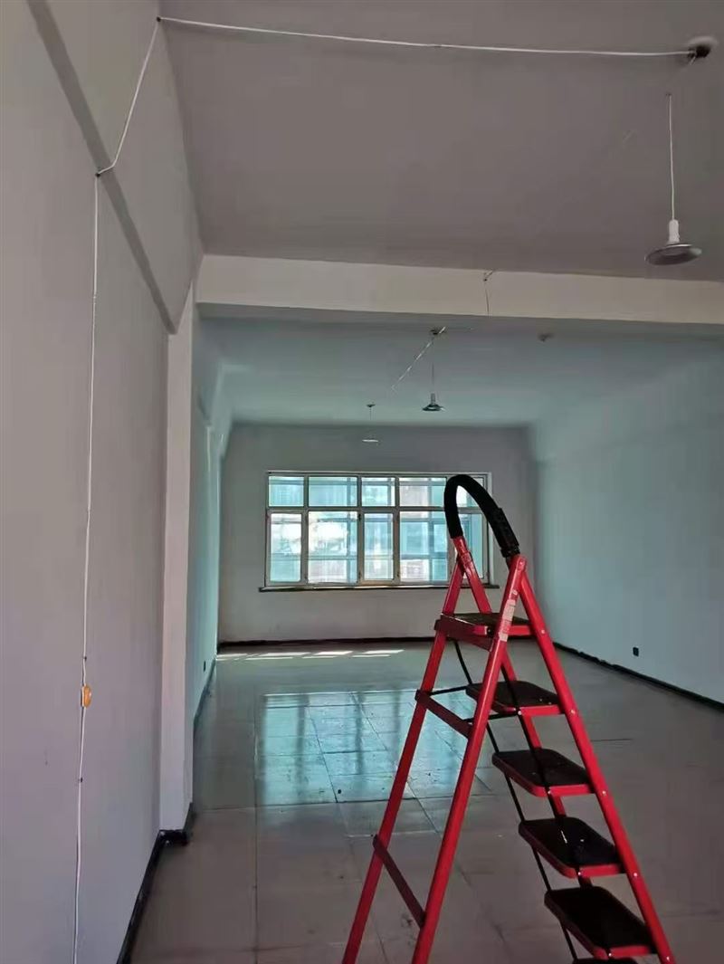 出租商服