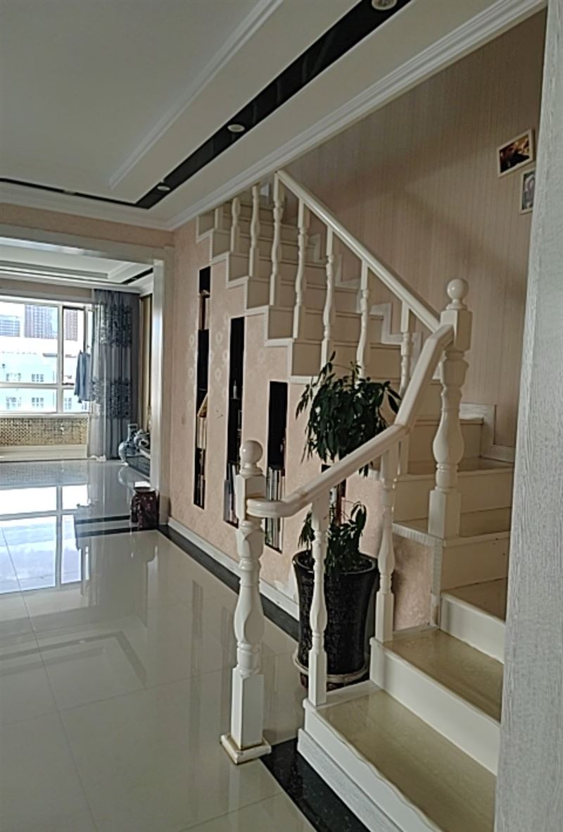 六带七可以住三代南北通透三个衣帽间