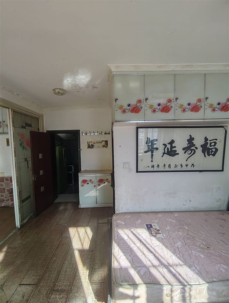 出售欣源小区零层