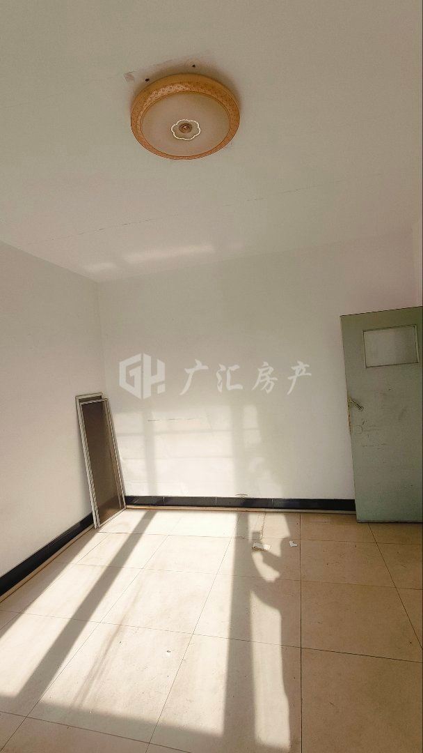 急卖银达附近铁选3楼