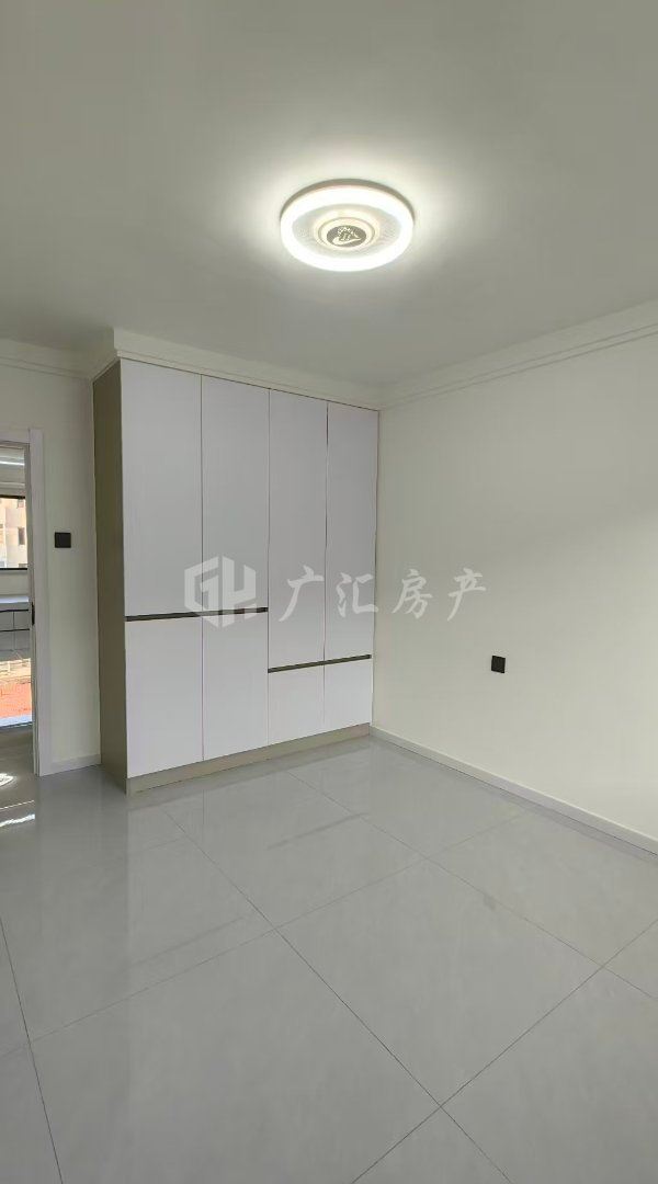 吉售文化小区5楼