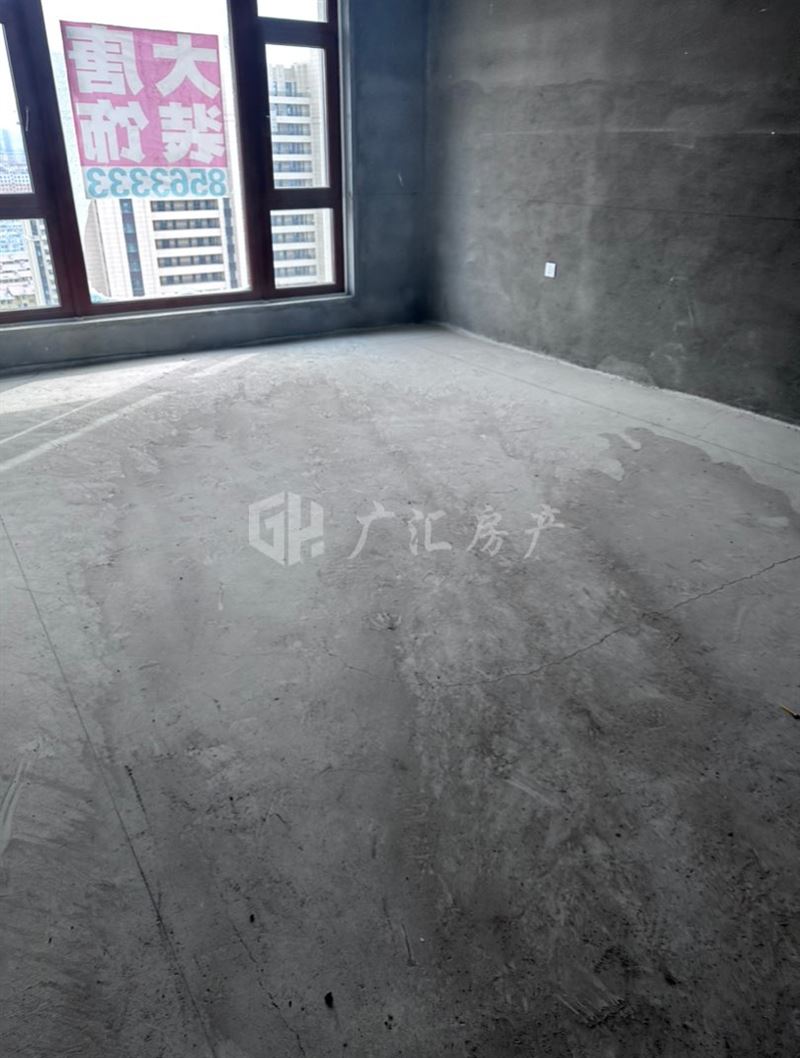 出售七号公馆24楼