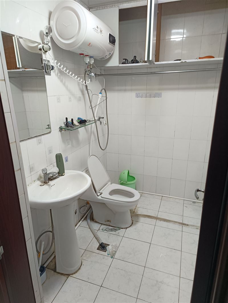 出租彩虹河畔