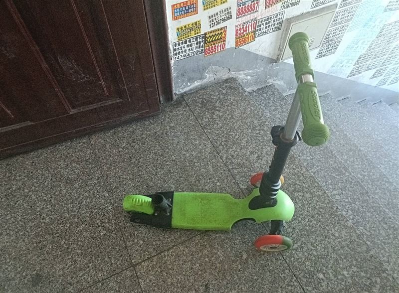 儿童玩具车