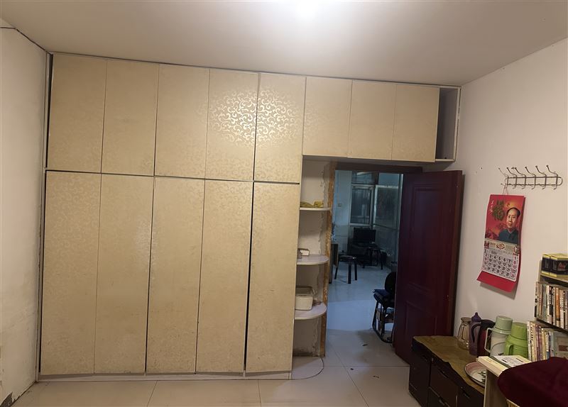 七星花园B区4号楼一楼出售