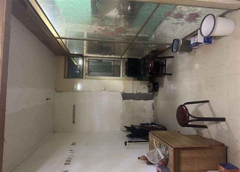七星花园B区4号楼一楼出售
