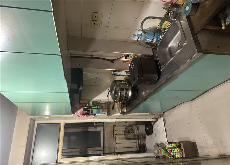 七星花园B区4号楼一楼出售