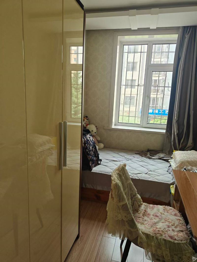 鸿福家园二楼