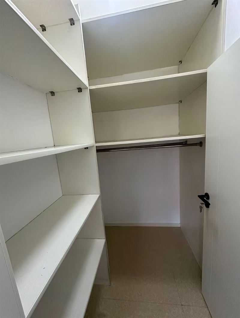 两室加衣帽间