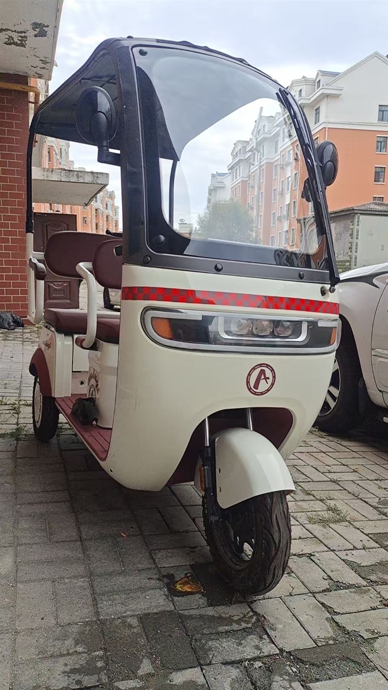 电动三轮车