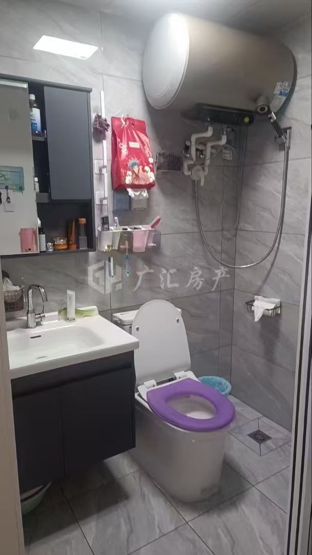 出售北岸精装2楼