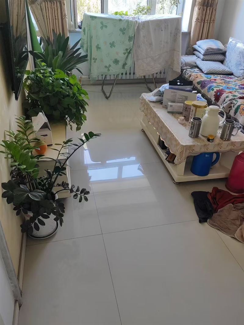 出售北岸3楼76平