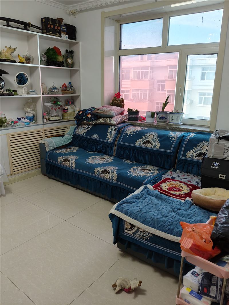 七星花园5楼拎包入住