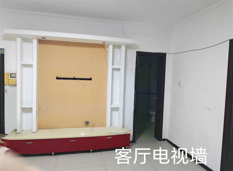 出售欧洲新城高层阁楼，