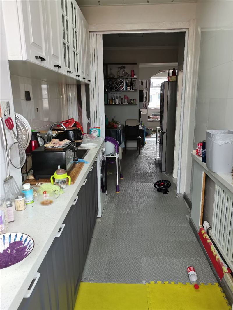 湖东六楼急卖