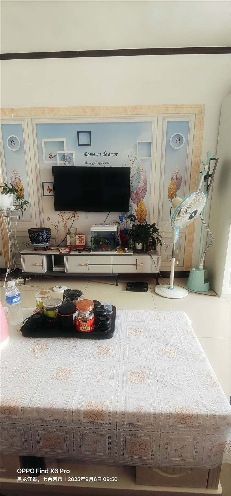 吉卖银泉房屋六楼，带缓台算六楼，不是顶楼