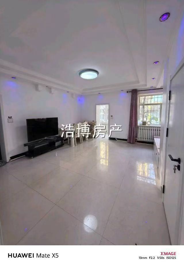 人民公园附近2楼