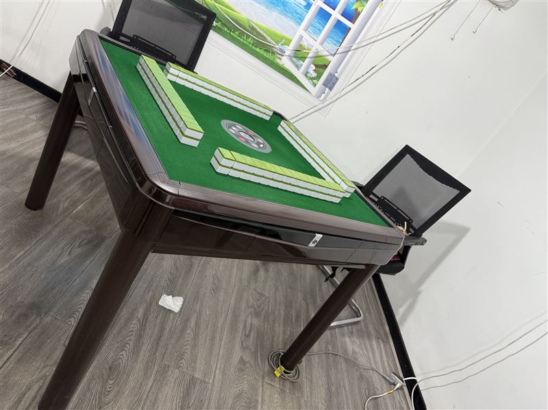 品牌二手麻将机