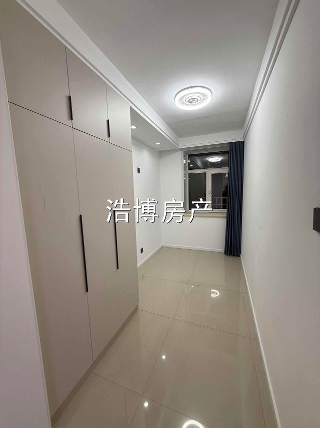 银达小区三楼