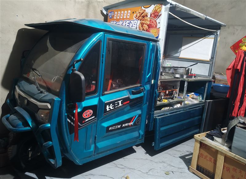 电动三轮车