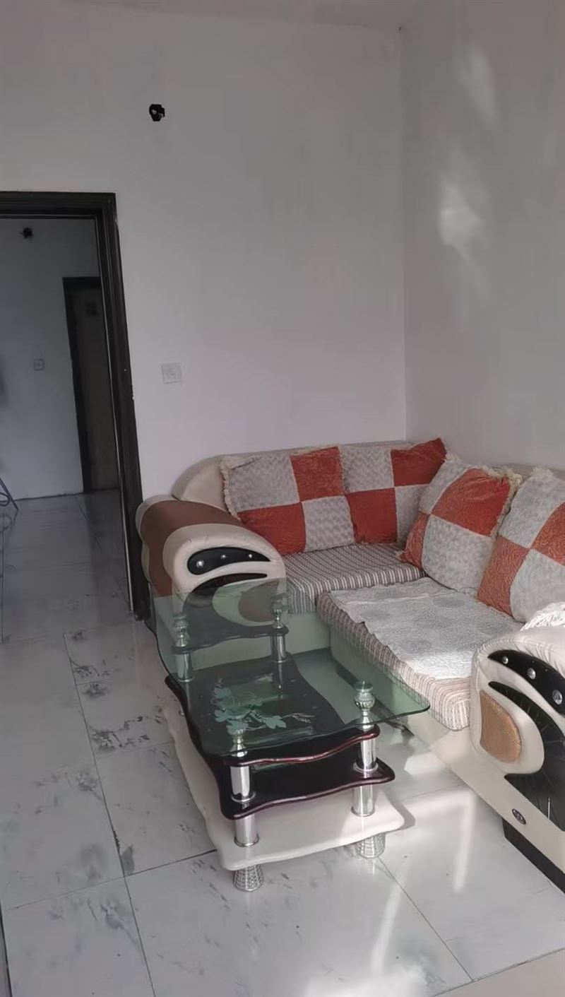 低价出租出房屋