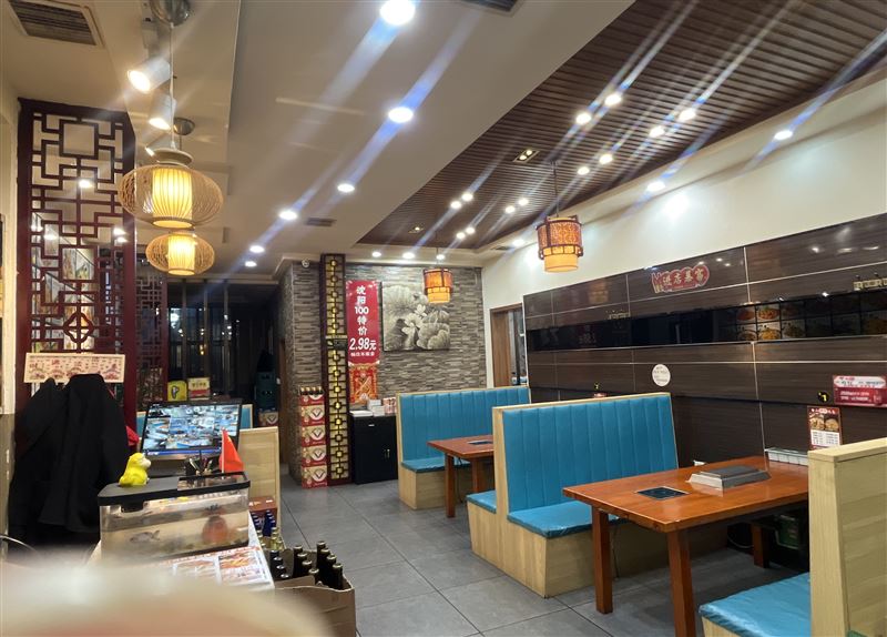 烧烤店招聘服务员、服务生