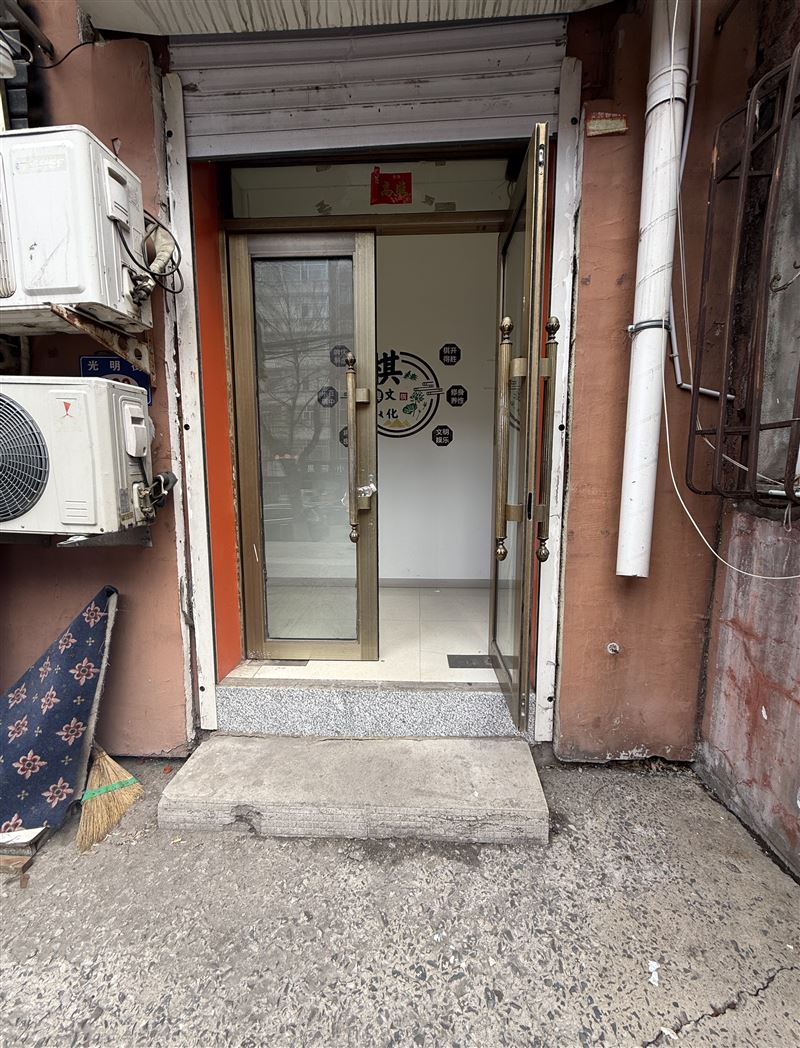 出租商服90怡安小区商业街