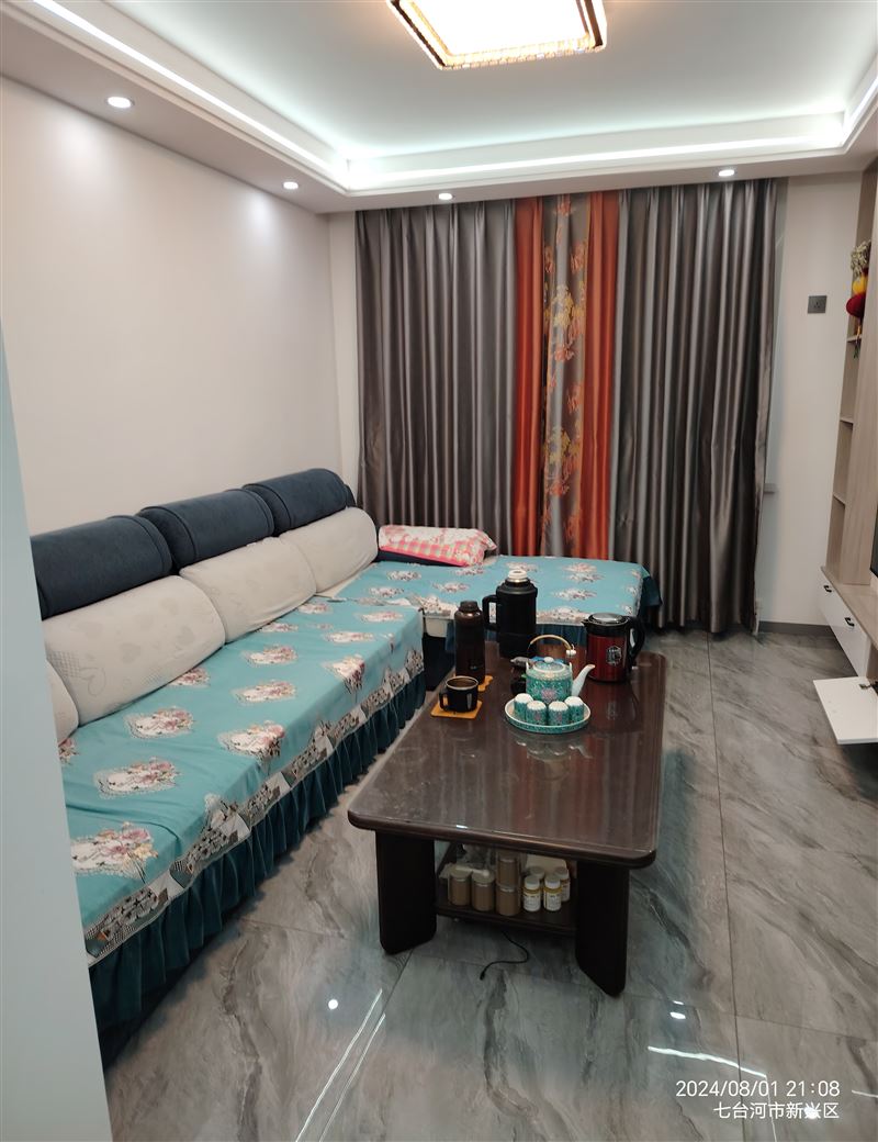 出售三楼75平