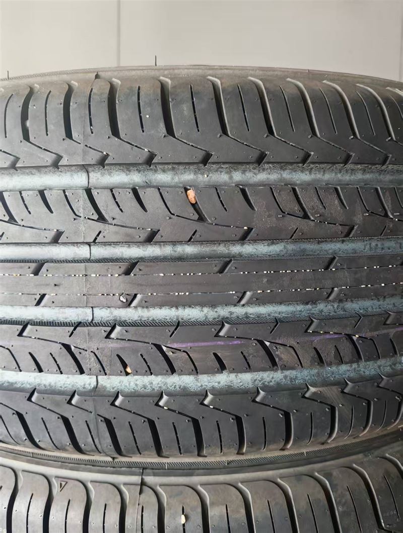 出售一套215/60R17法国宝石轮胎