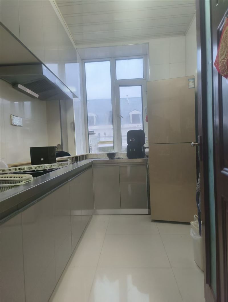 鸿福家园楼房出售