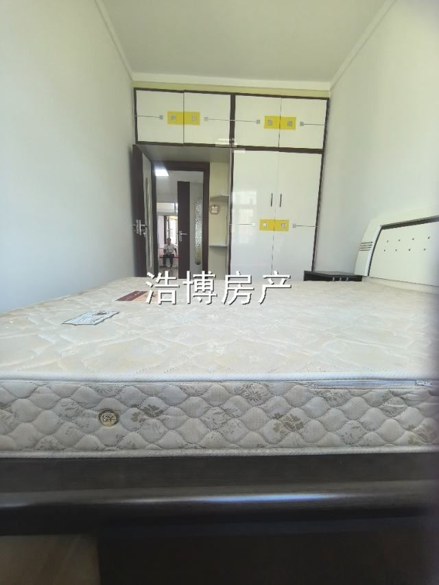 卖东方名苑