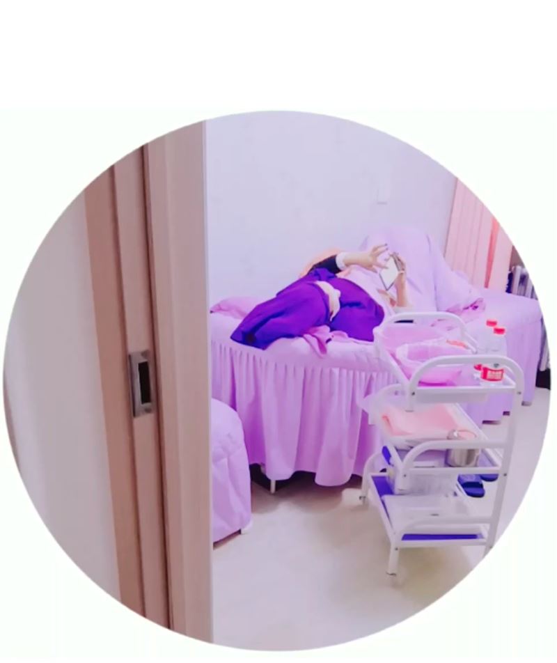 美容院 美容床 美容车出售