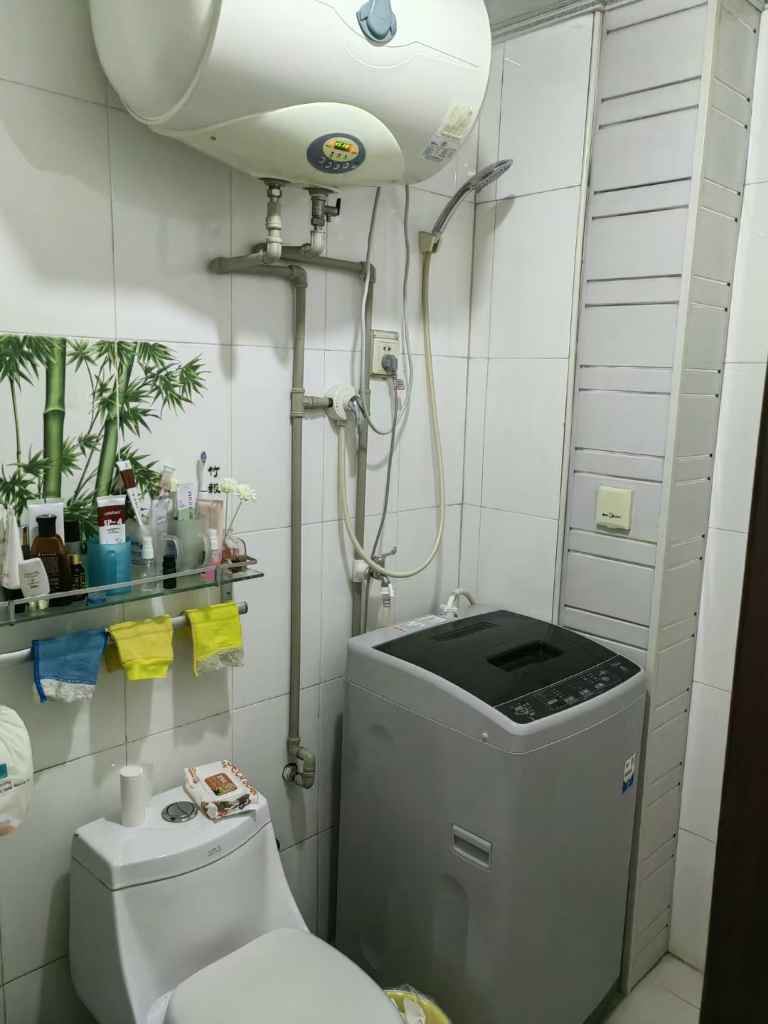 出租银泉七楼