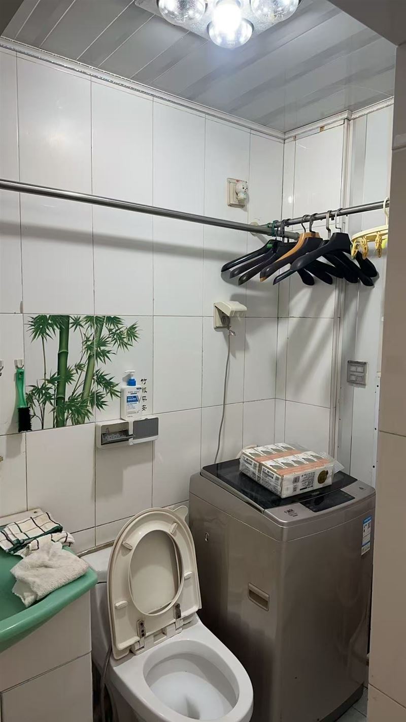 出售楼房！地理位置优越