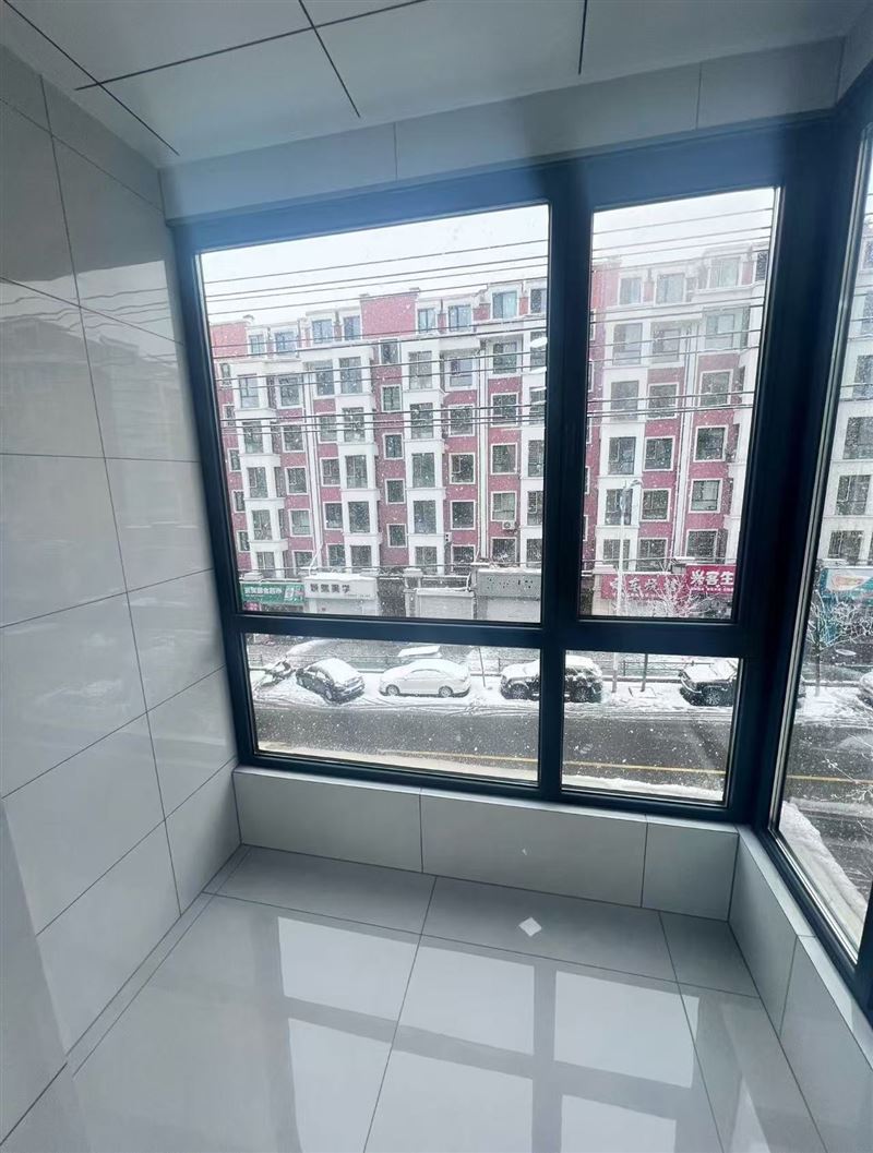 银达雅居