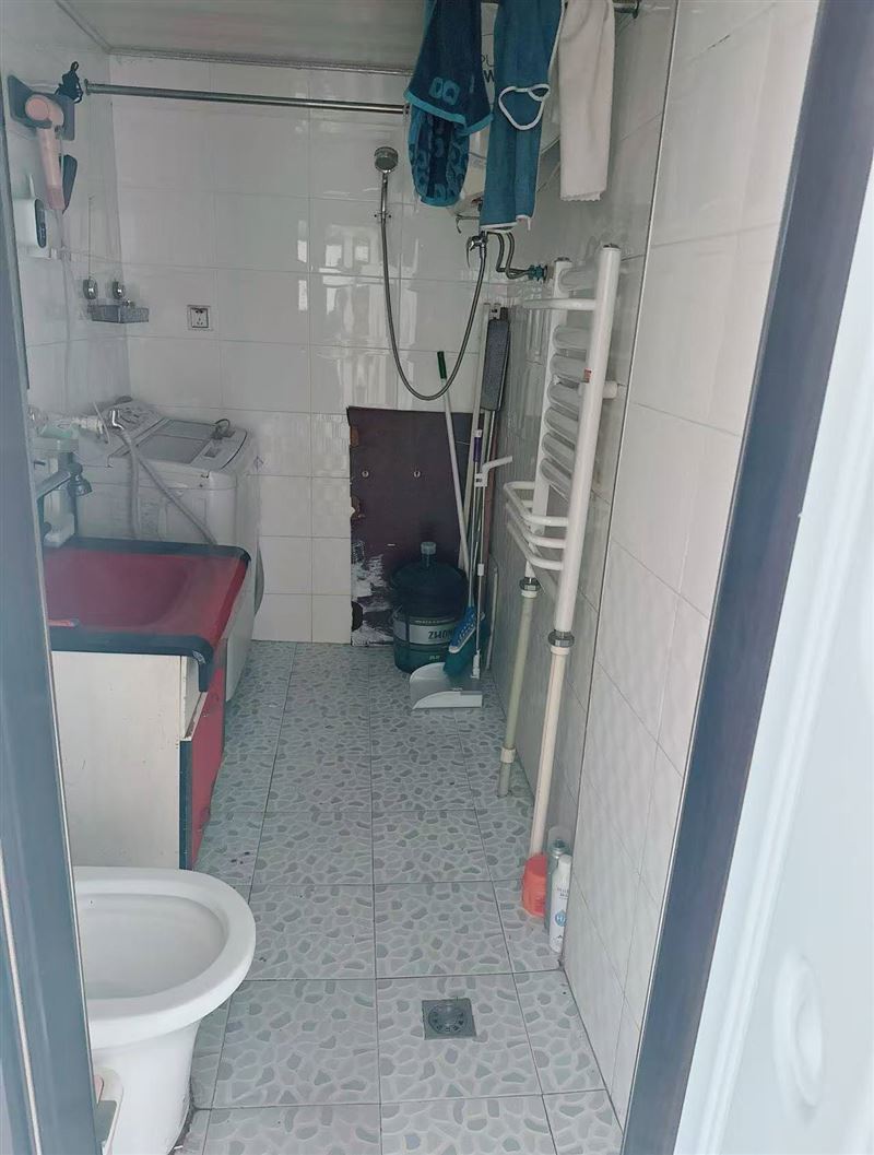 租卖铁西4楼