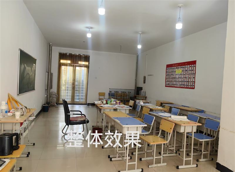 出售课桌椅，黑板