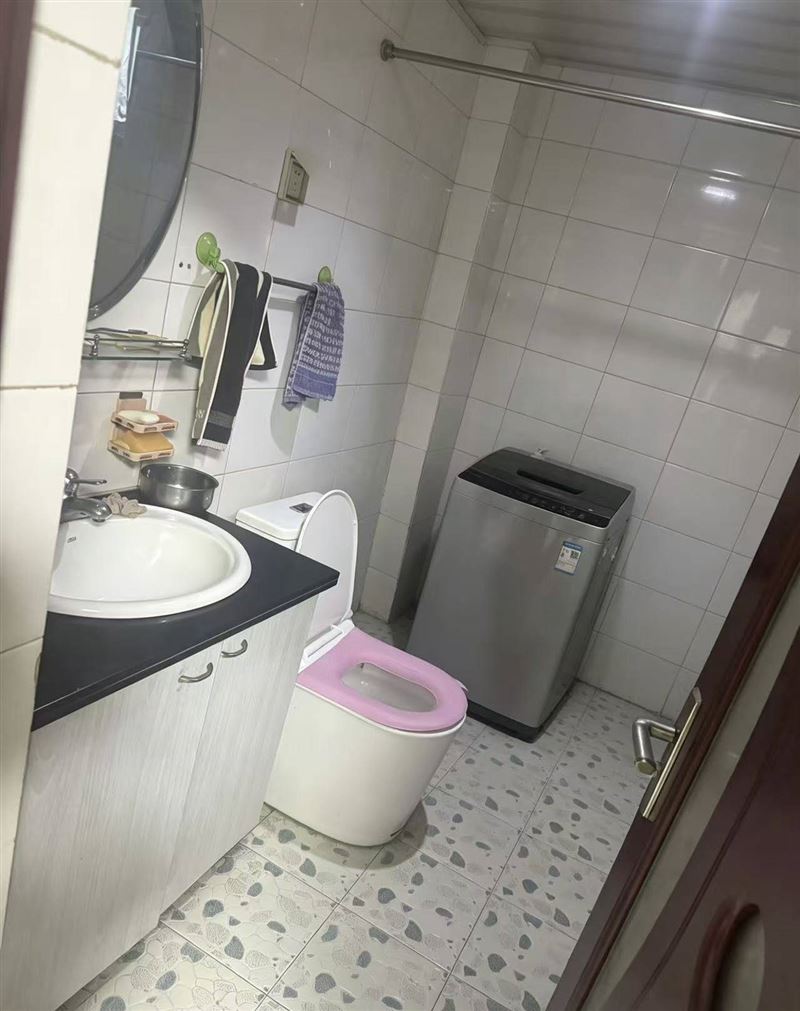房租出售万宝小区