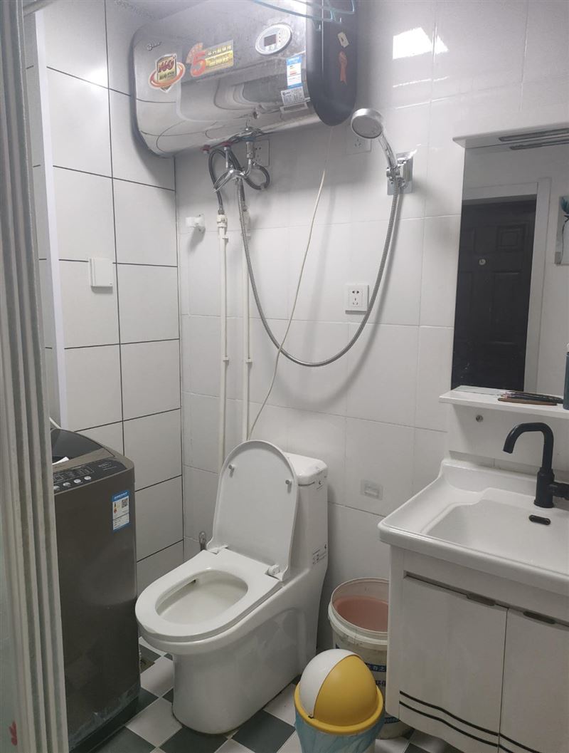 卖北岸二楼