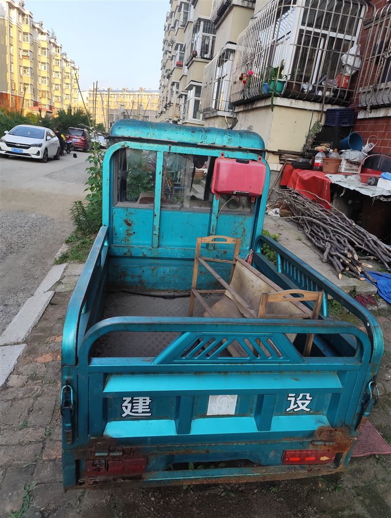 出售电动三轮车
