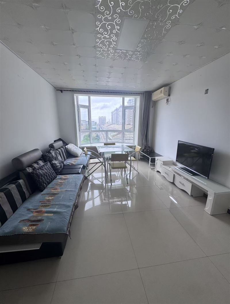 出租银泉电梯房