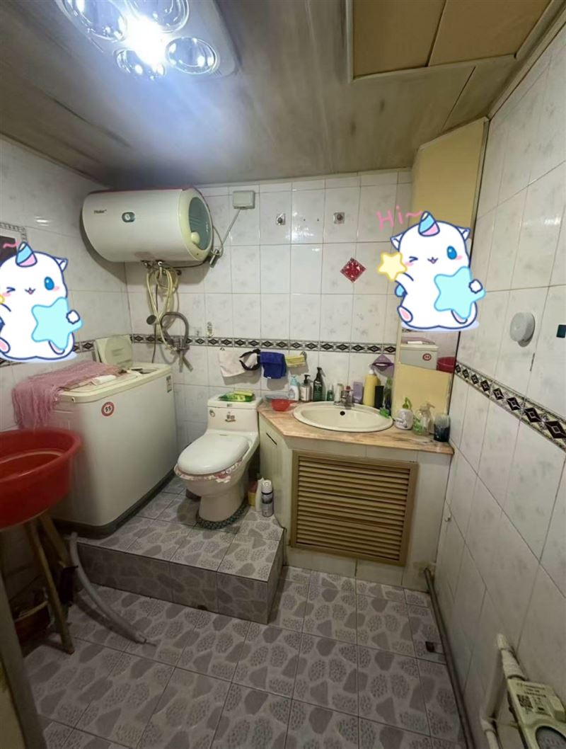 出售客运站身后铁选家属楼