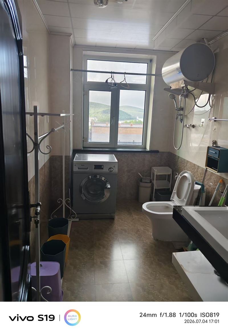 水库林苑小区楼房出租，