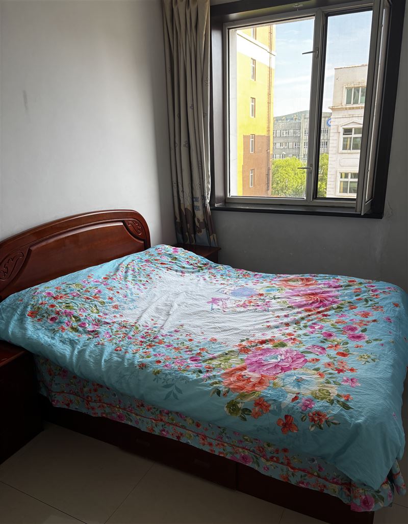 出售血站家属楼5楼，共7层，个人非中介