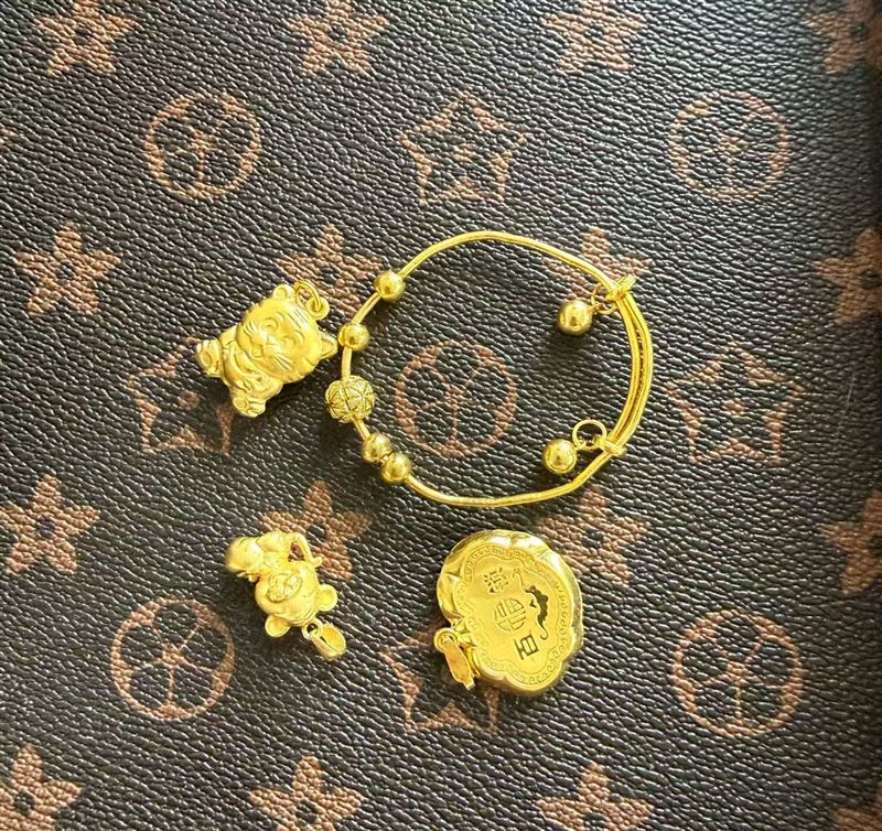 上门回收貂皮黄金