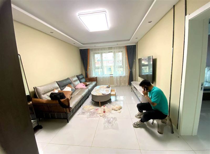 金水湾好房出售，81平方婚装，价格可谈