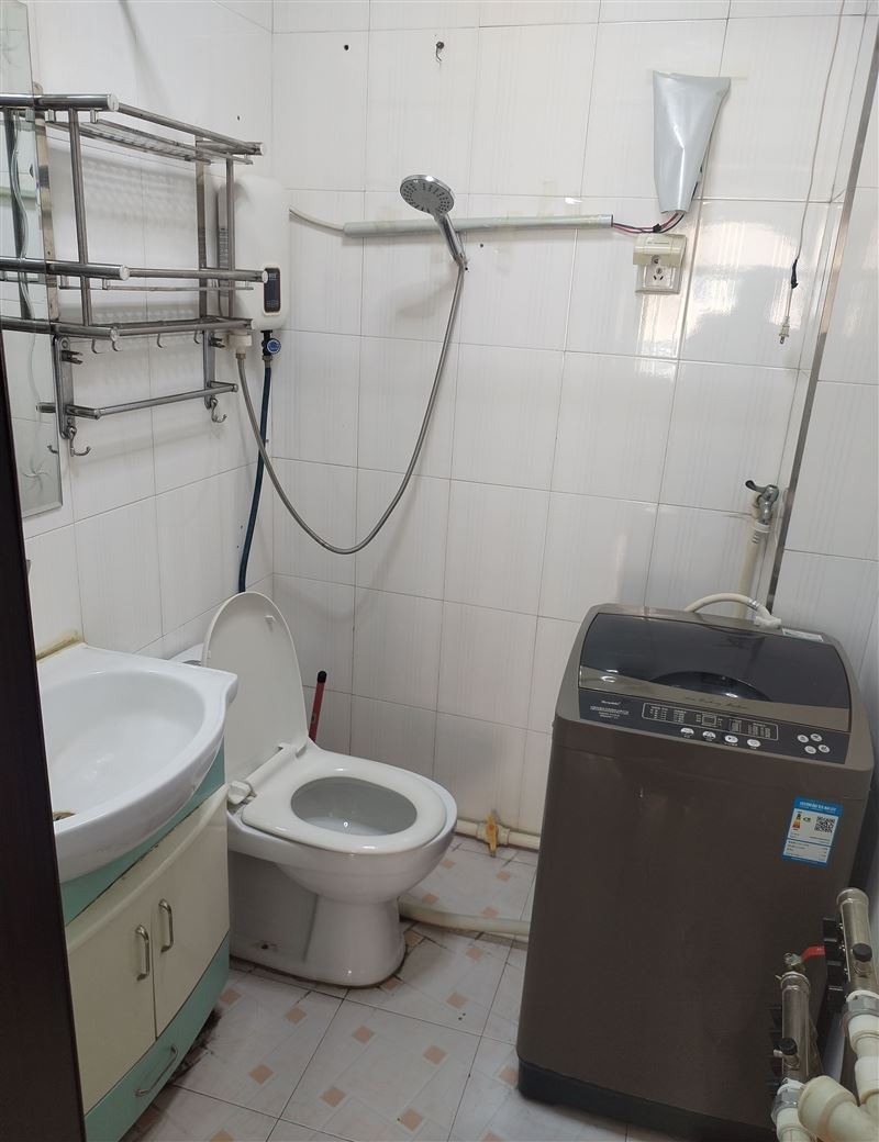 欧洲新城阁楼出租