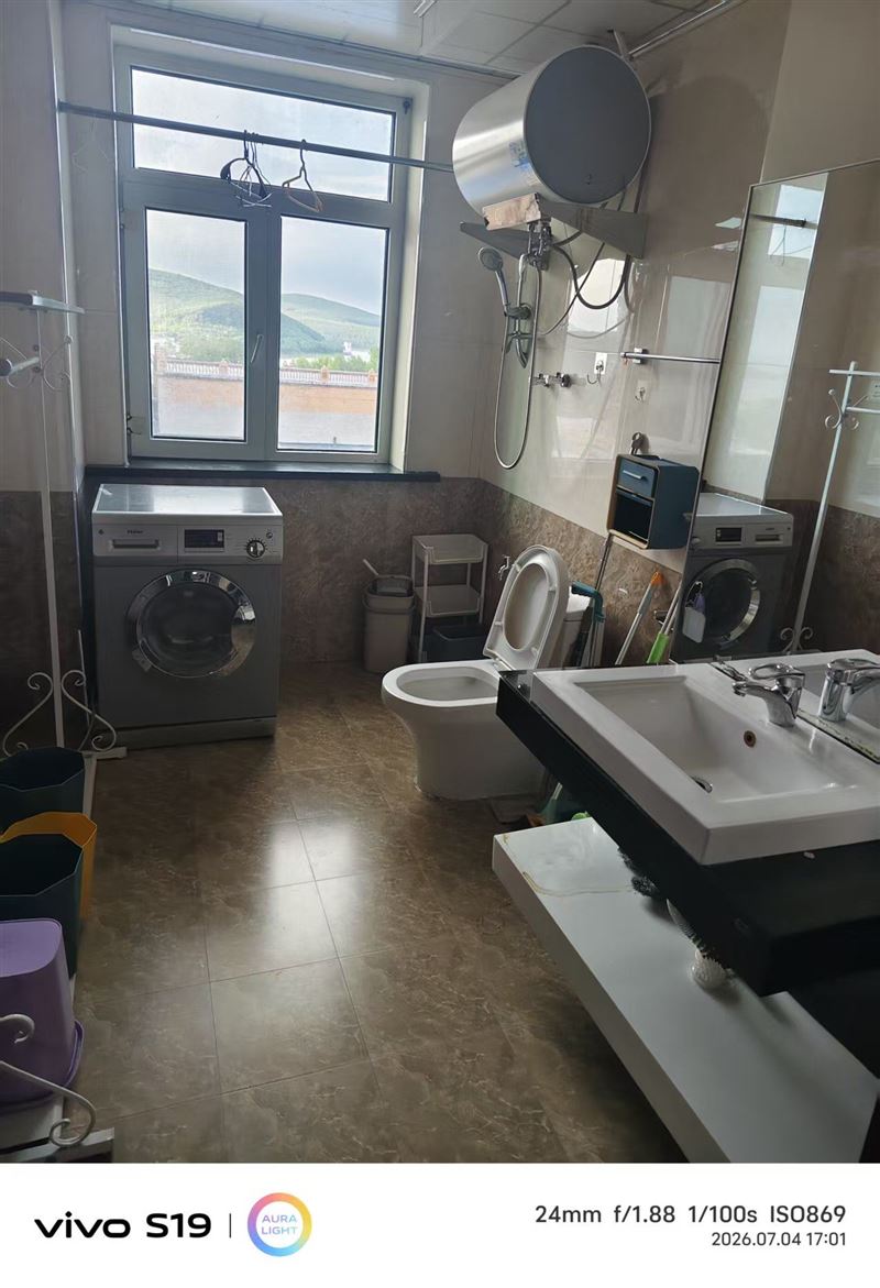 水库林苑小区楼房出租，